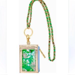 Lilly Pulitzer Lanyard. NWT Green
floral w/ Gold body. Gold chain green ribbon